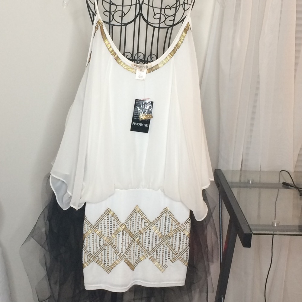 Arden B white/gold sequins dress